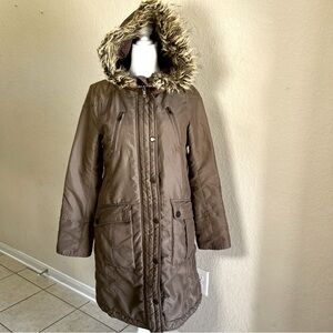 Vintage Japanese Brand Lao Targa Coat with Faux Fur Hood. Olive Green -Med